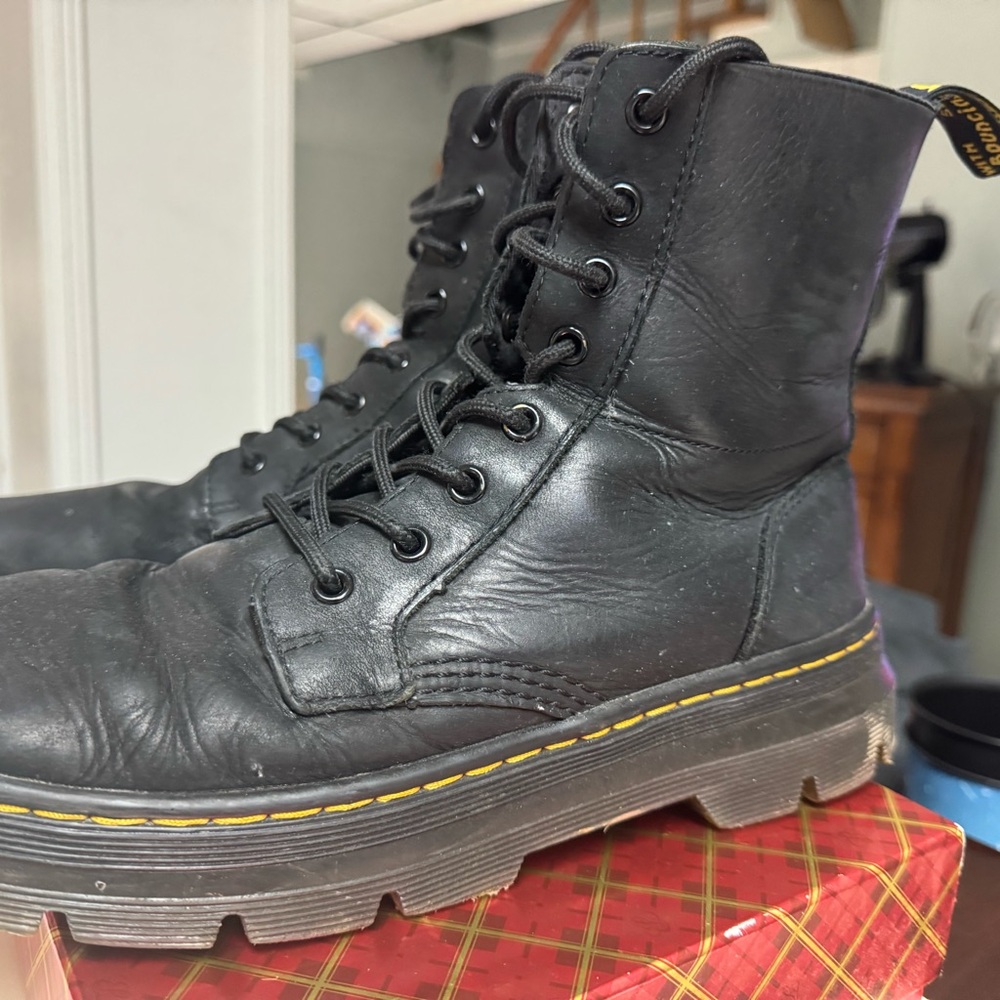 Dr. Martens Black Leather Boots mens